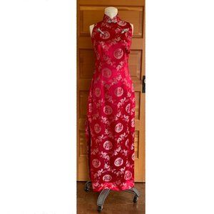 Red Silk Sleeveless Cheongsam Qipao Dress with Silver Dragon Jacquard Pattern